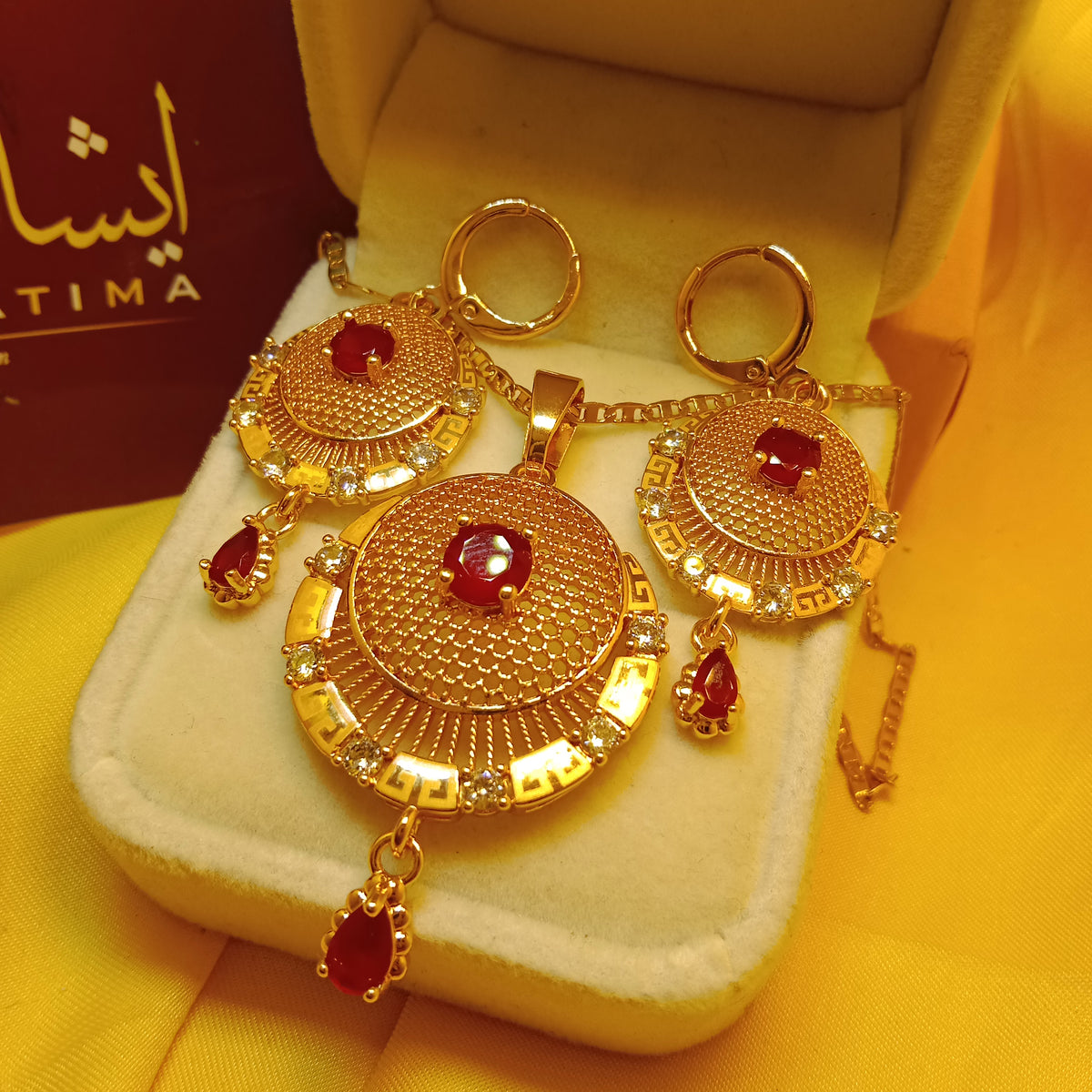 Stunning Gold Coated Real Stone Necklace Set