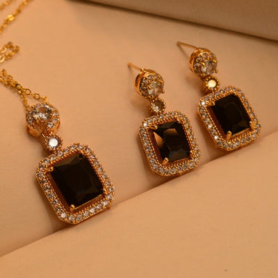 Beautiful Real Stone Necklace Set